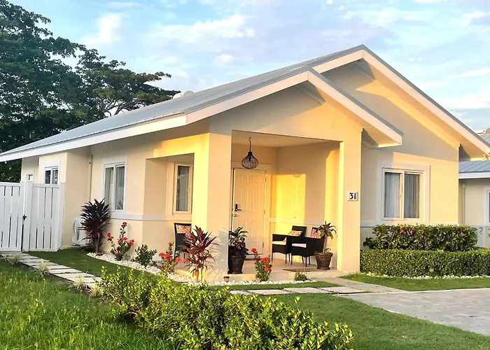Seashore Vacation Home, Oceanpointe, Lucea, Jamaica