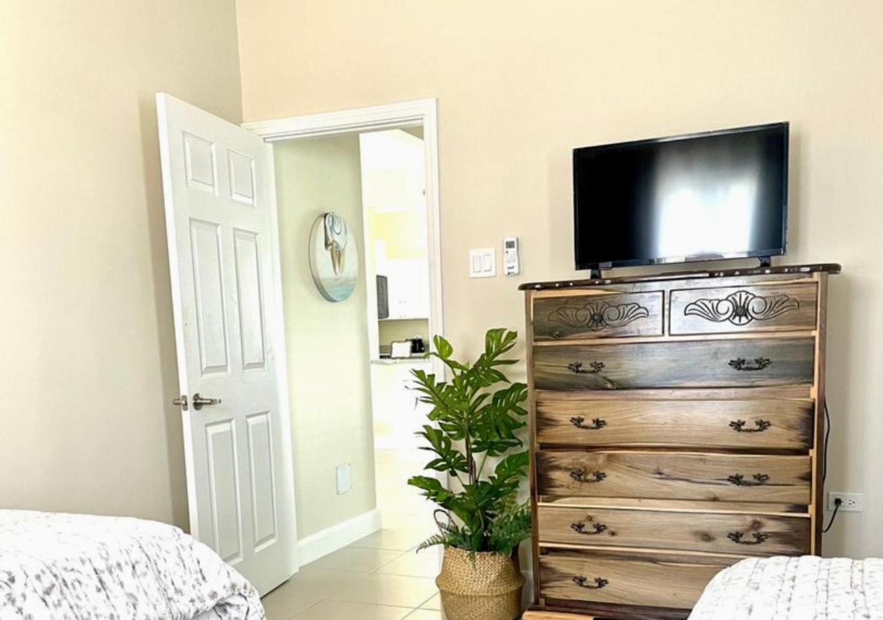 Seashore Vacation Home, Oceanpointe, Lucea, Jamaica Lucea